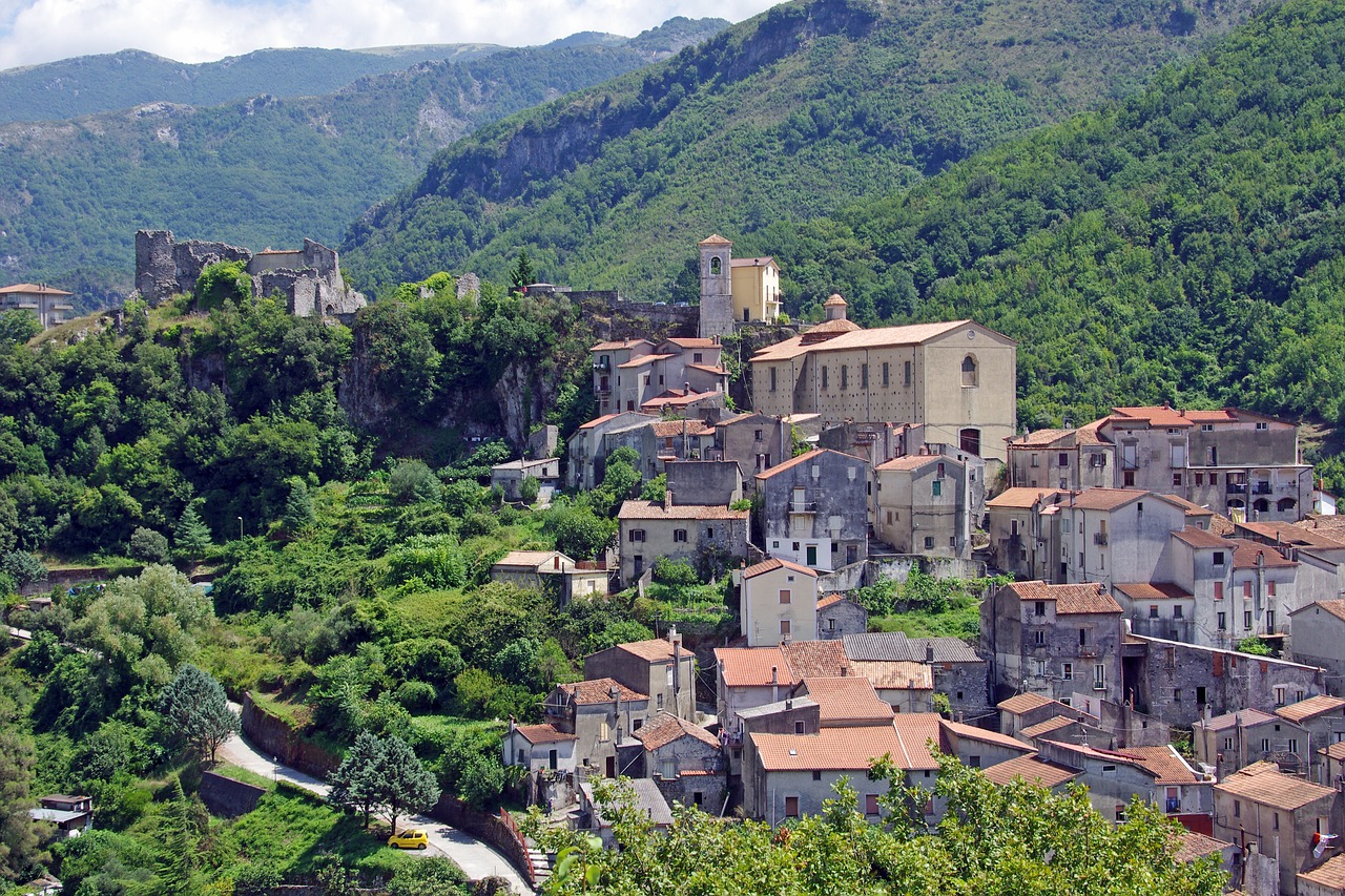 Papasidero, Kalabrija, Italy, Šalis, Kaimas, Borgo, Pollino, Pollino Nacionalinis Parkas, Miškai, Griuvėsiai