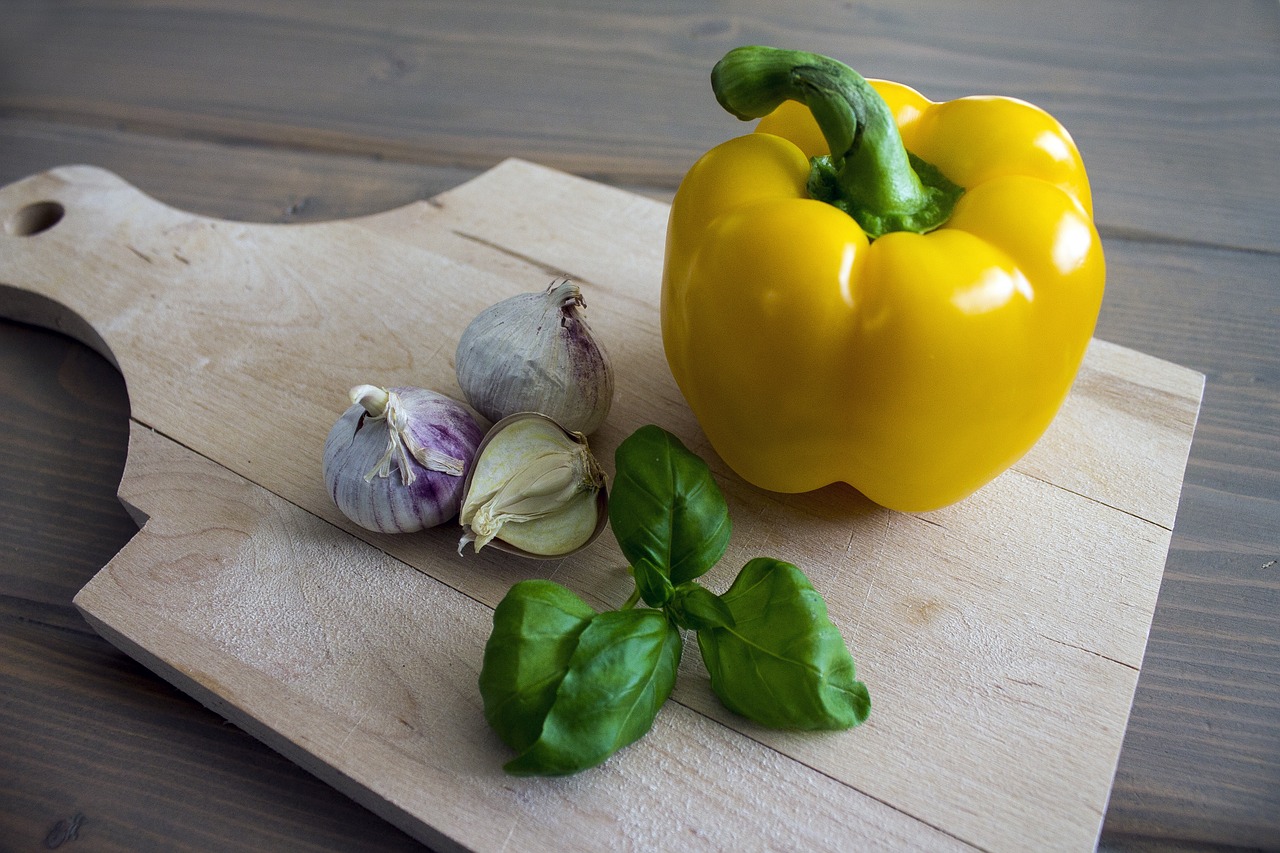 Paprika, Bazilikas, Česnakai, Maistas, Italy, Natiurmortas, Pjaustymo Lentelė, Augalas, Žalias, Geltona