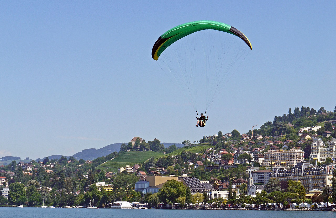 Paragleris, Nusileidimas, Montreux, Lac Léman, Ežero Geneva, Šveicarija, Varzybos, Taškas Nusileidimas, Kranto Zona, Didysis Viešbutis