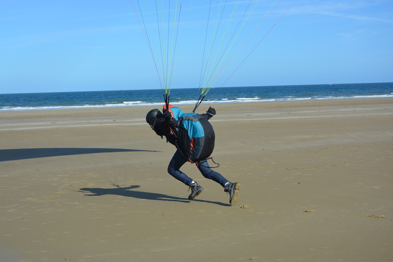 Paraglerio Teismas,  Pakabinti Paraglido Piloto Sėdynę,  Paragliding,  Nemokamas Skrydis,  Laisvalaikio Sportas,  Paplūdimys Saint Pabu Brittany,  Prancūzijos Paraglidingo Paplūdimys,  Jūra,  Pusė,  Vandenynas