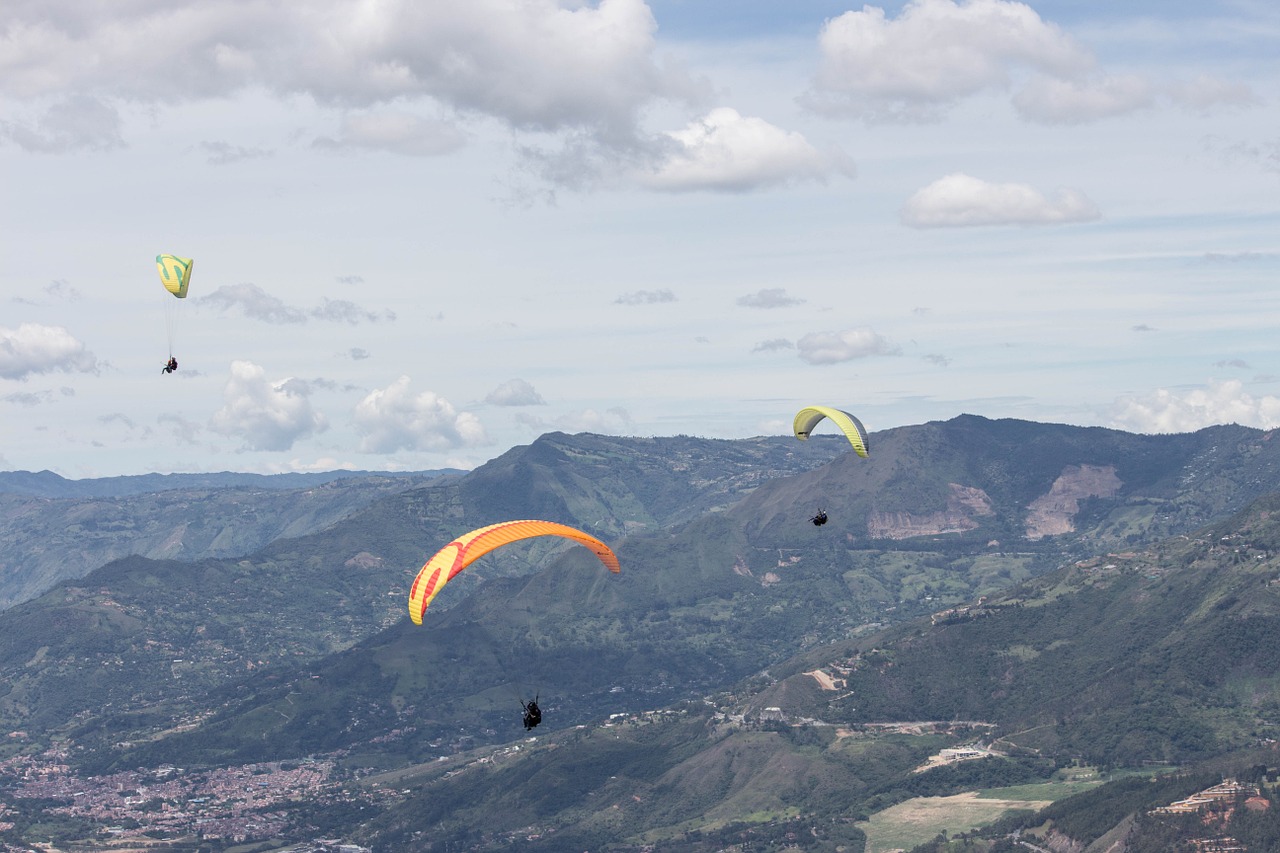 Paragliding, Kolumbija, Miestas, Nuotykis, Galas, Sportas, Centras, Medellín, Nemokamos Nuotraukos,  Nemokama Licenzija