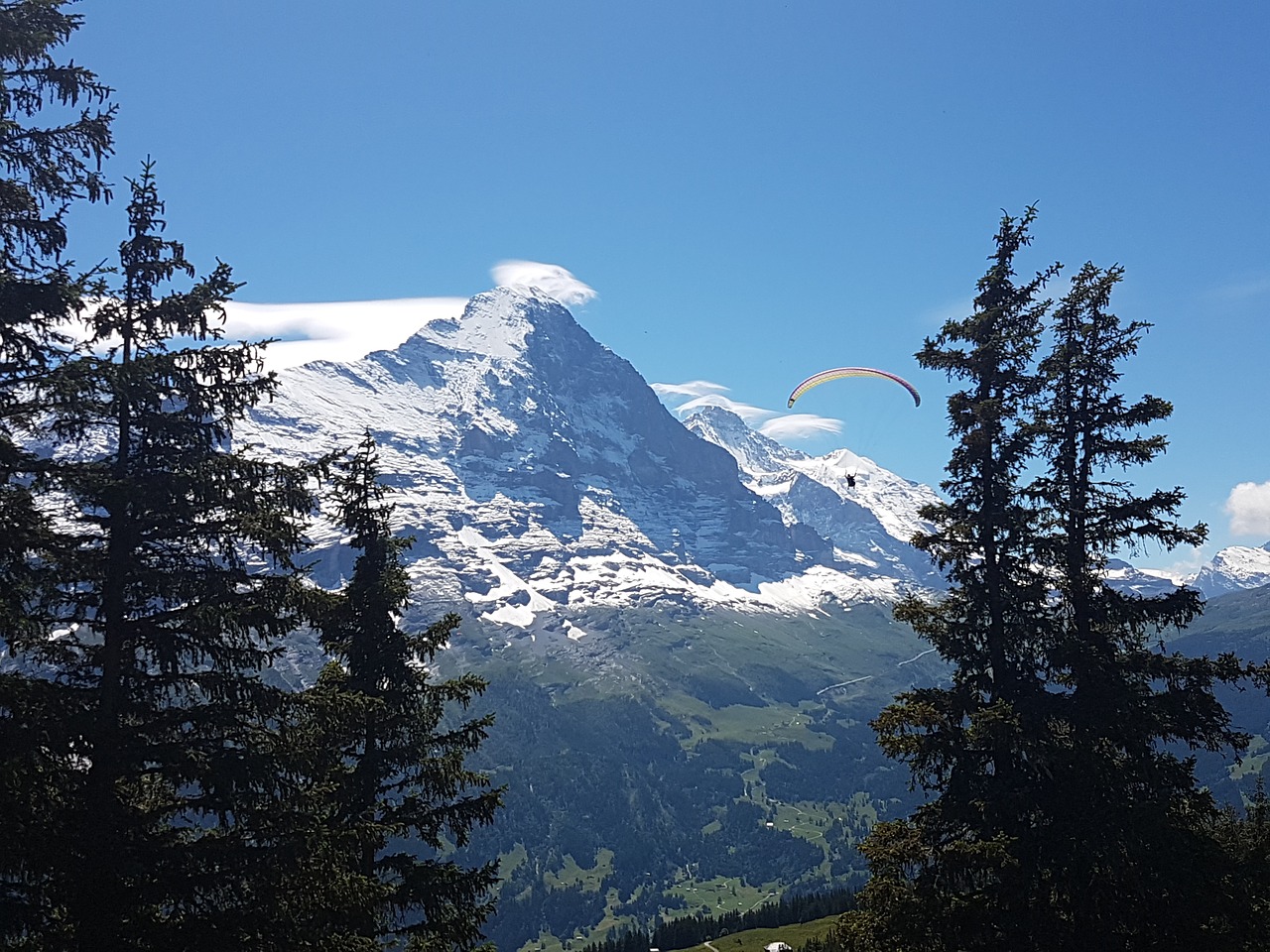 Paragliding, Eigero Šiaurinis Veidas, Grindelwald, Berni Oberland, Nemokamos Nuotraukos,  Nemokama Licenzija
