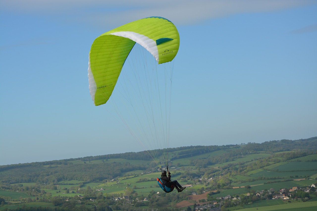 Parasparnių,  Buriavimas,  Sparnas Geltona Žalia,  Paraglider,  Nemokama Skrydžių,  Svetainės Clecy,  Normandija,  Suisse Normande,  Laisvalaikio Sporto,  Skristi