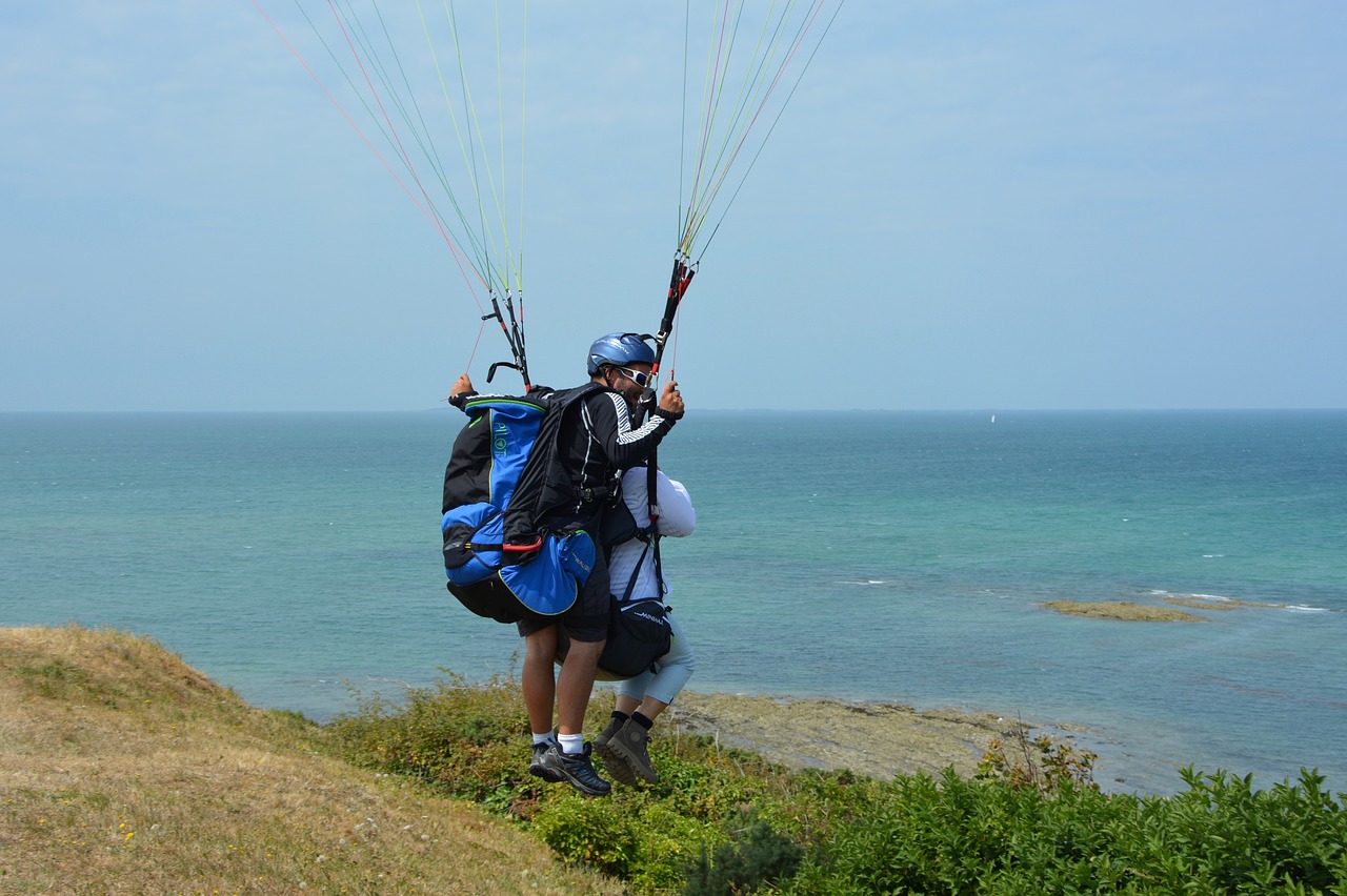 Parasparnių,  Parasparnių Bis Vietą,  Duetas,  Dvi Petnešos,  Krikštas Paragliding,  Granville Normandy,  Prancūzija,  Vėjo,  Oro,  Skristi