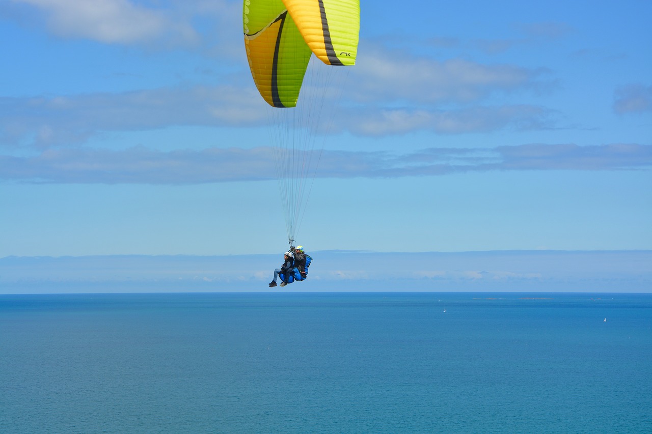 Parasparnių,  Paraglider,  Skrydis Virš Jūros,  Buriavimas,  Nemokama Skrydžių,  Erquy Brittany,  Žydrasis Šarvai,  Pobūdį,  Hobis Ir Pomėgiai,  Sportas