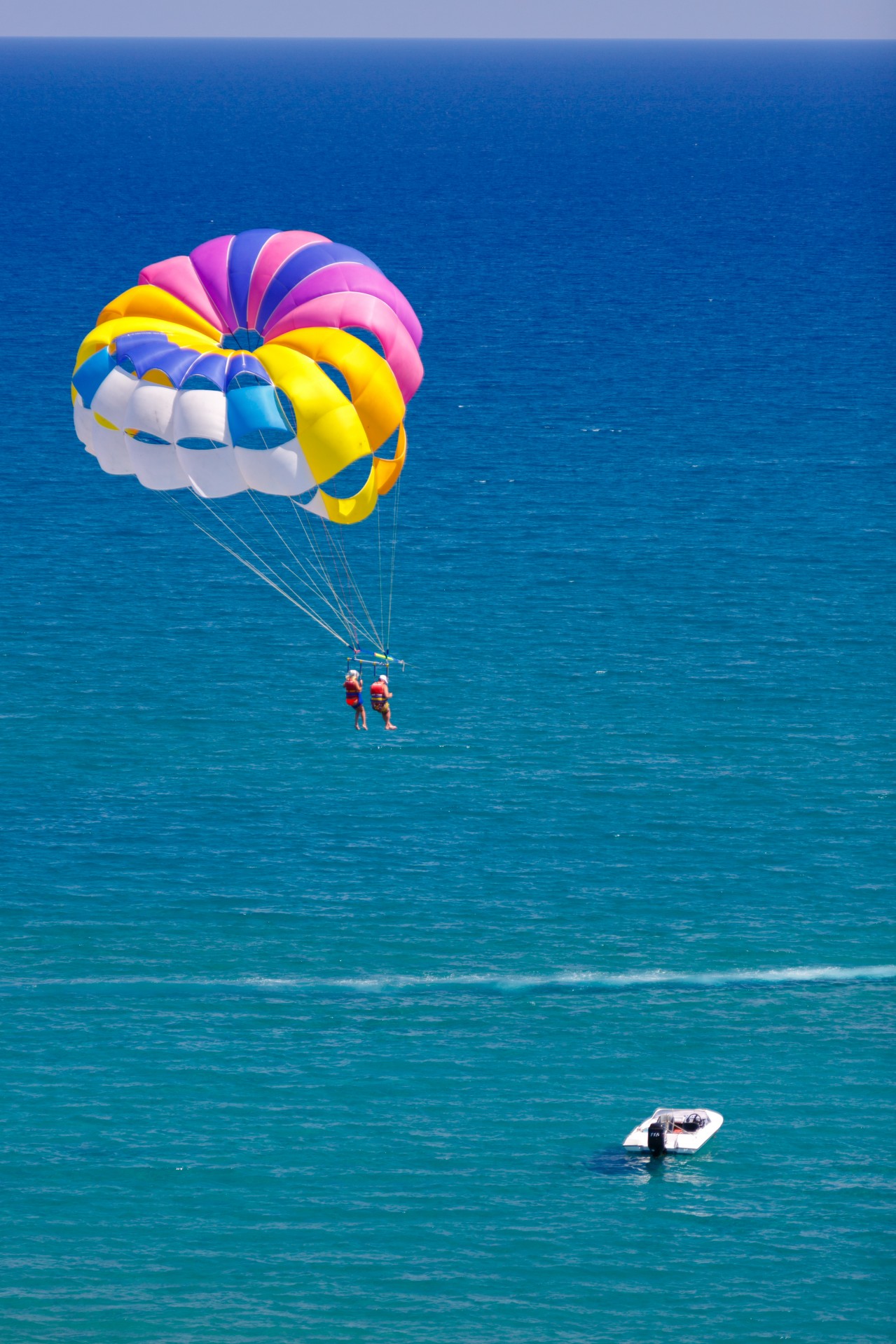 Parasailing,  Jūra,  Dangus,  Parašiutas,  Mėlynas,  Valtis,  Vasara,  Veikla,  Žmonės,  Vanduo