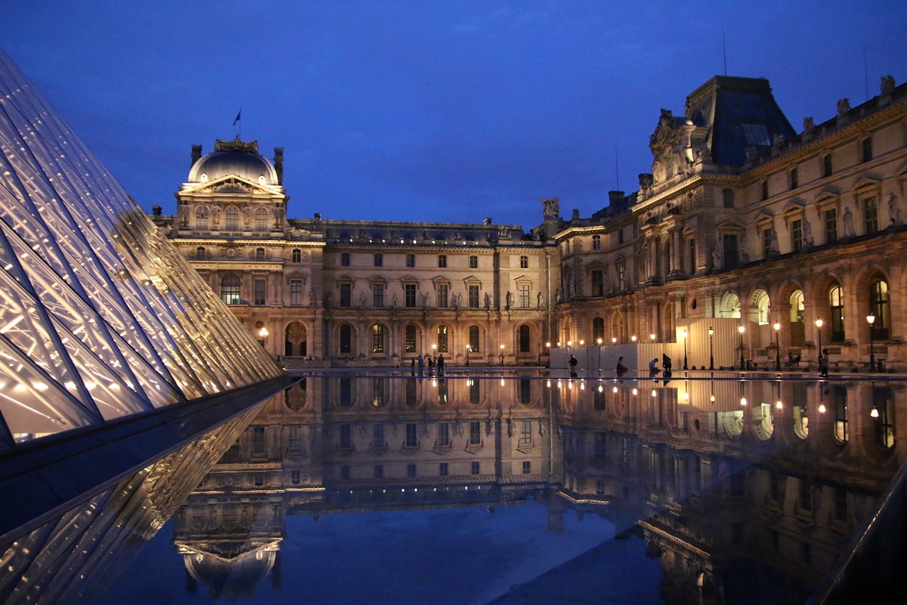 Louvre Muziejus, Naktinis Vaizdas, Paris, France, Nemokamos Nuotraukos,  Nemokama Licenzija
