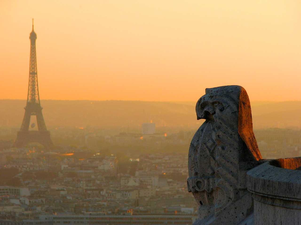 Paris, Eifelio Bokštas, Miestas, Saulėlydis, Miesto Panorama, Vaizdas, Skulptūra, Akmens Statula, Paukštis, Mąstymas