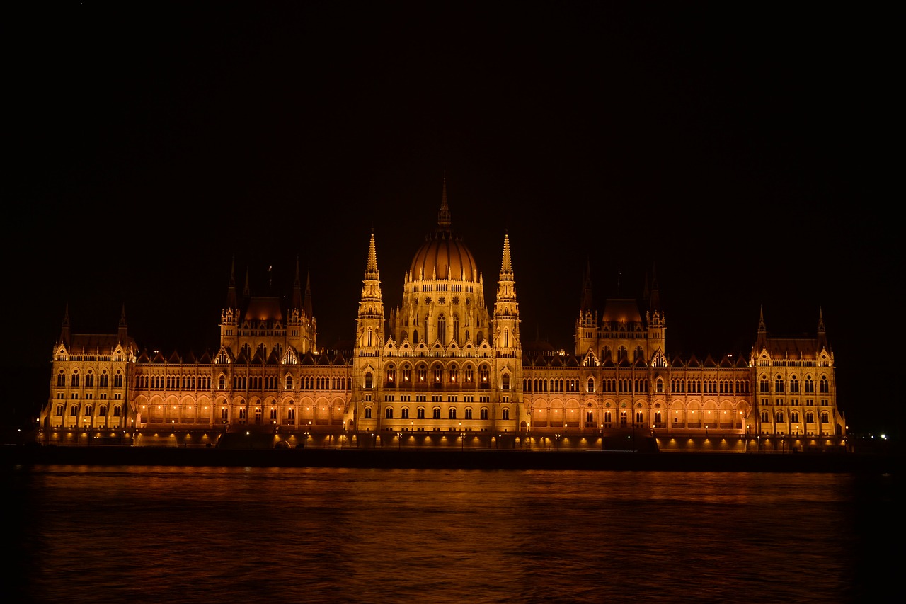 Parlamentas, Budapest, Vengrijos Parlamento Pastatas, Kapitalas, Naktį, Pastatas, Danube, Vanduo, Miestas, Miesto