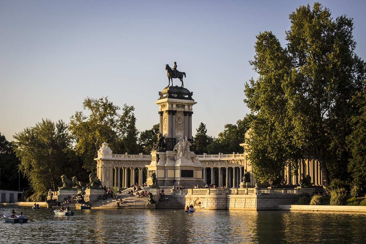 Parque Del Retiro,  Madridas,  Ispanija,  Ežeras,  Tvenkinys,  Architektūra,  Paminklams,  Kultūra,  Turizmas,  Vaizdingas