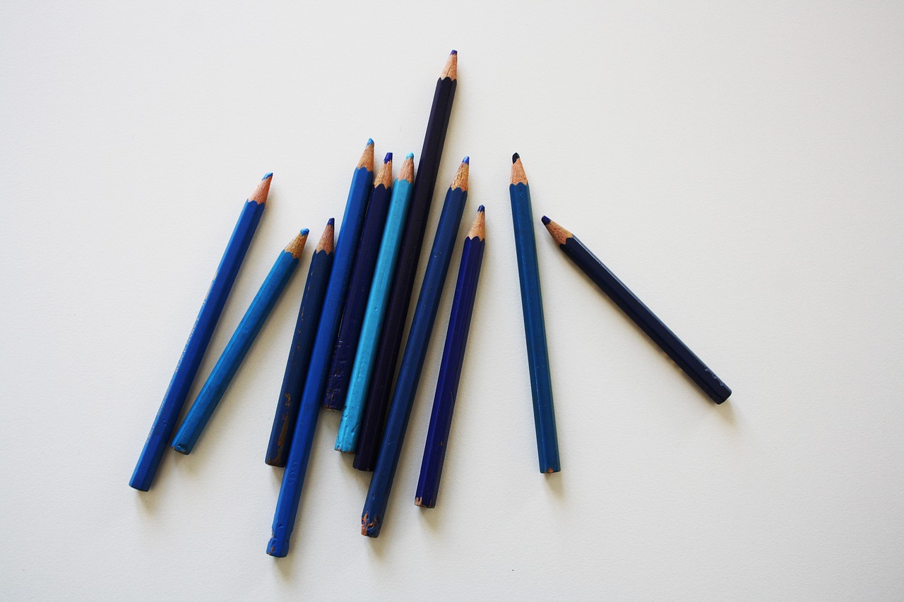 Pieštukai, Spalvoti Piestukai, Mėlyni Pieštukai, Mėlynas, Spalvos, Pastelės, Atkreipti, Spalva, Spalvinga, Pieštukas