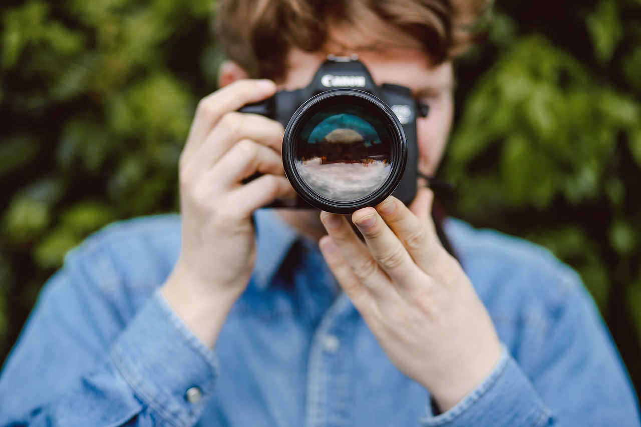 Žmonės, Vyras, Vaikinas, Fotografas, Tūkstantmečiai, Fotoaparatas, Kanonas, Nemokamos Nuotraukos,  Nemokama Licenzija