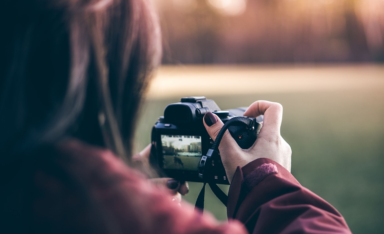 Žmonės, Mergaitė, Fotoaparatas, Fotografija, Fotografas, Nemokamos Nuotraukos,  Nemokama Licenzija