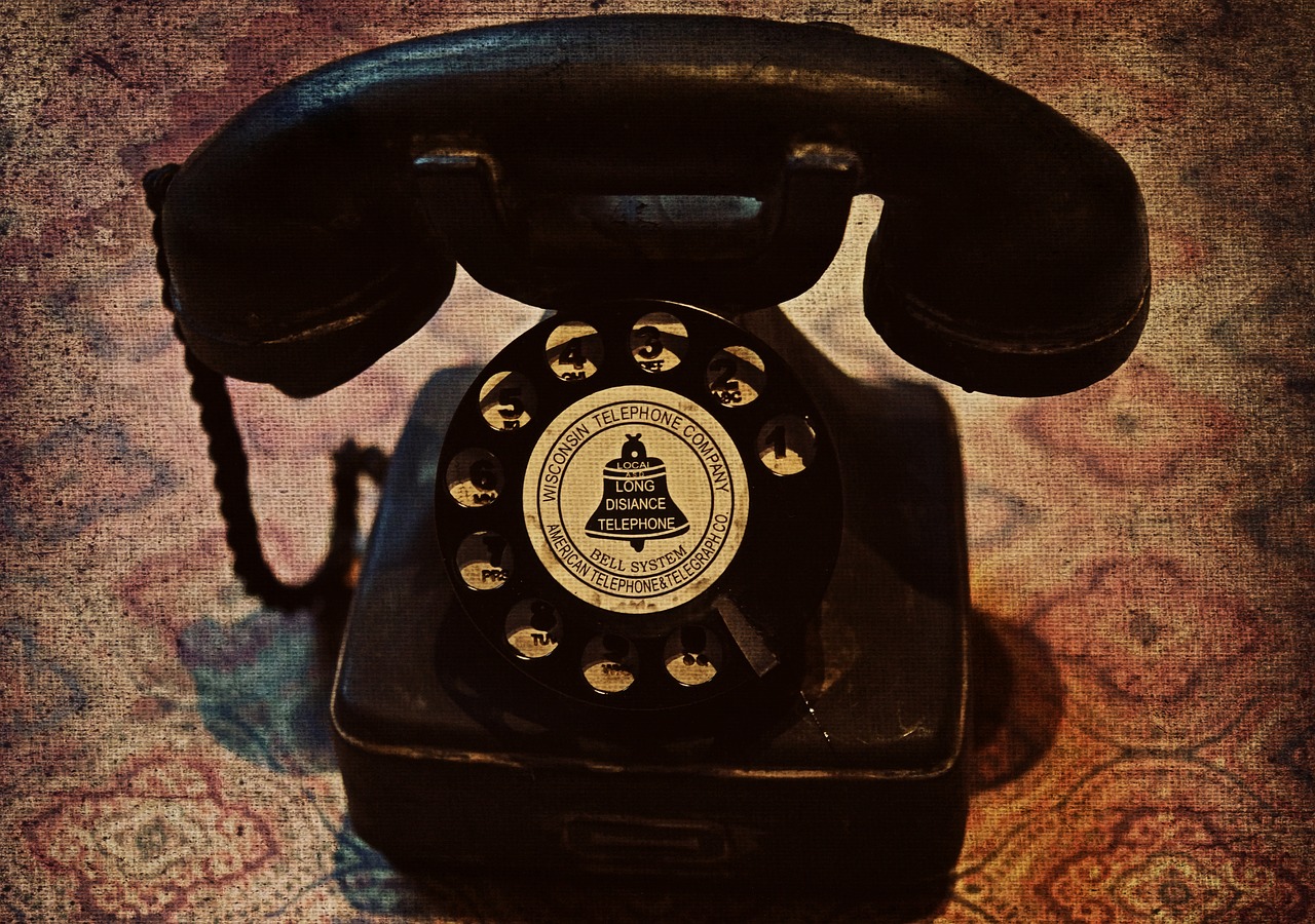 Telefonas, Senas, Senamadiškas, Vintage, Surinkti, Telefoninis Ragelis, Senas Telefonas, Miniatiūrinė, Nostalgija, Komunikacija
