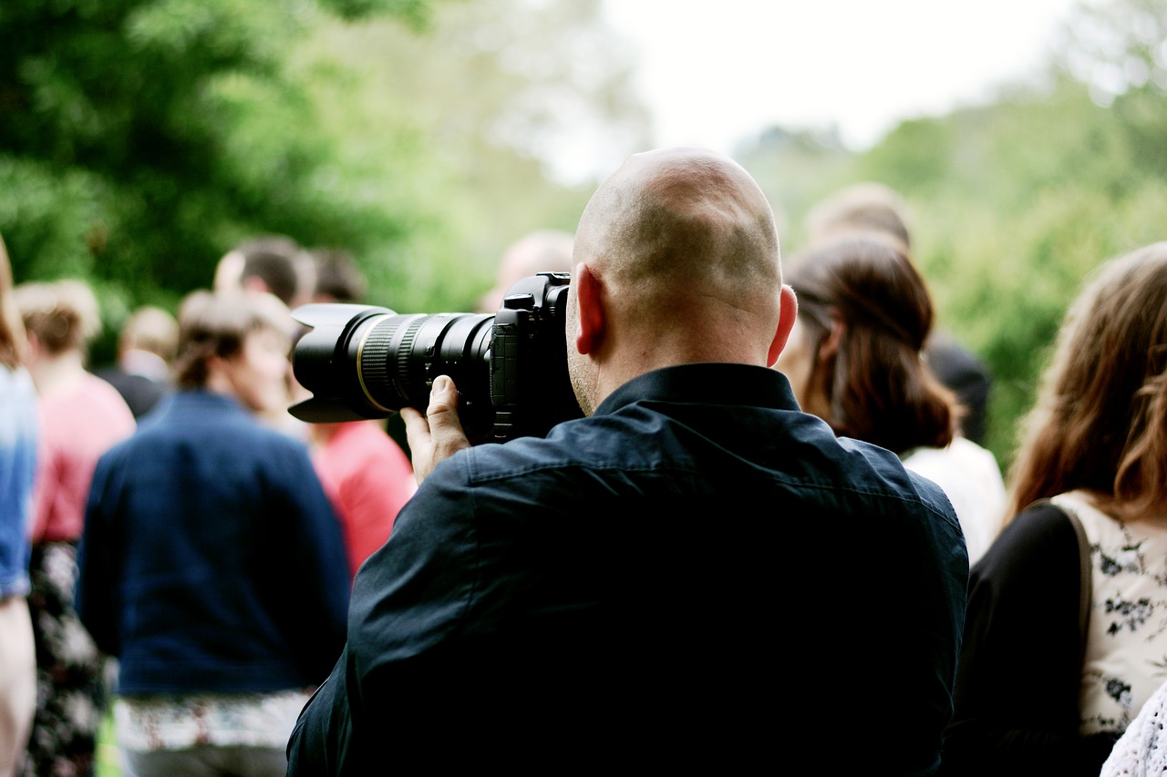 Fotografas, Fotoaparatas, Nuotrauka, Objektyvas, Įrašymas, Fotografuoti, Fotografija, Asmuo, Vyras, Skaitmeninė Kamera