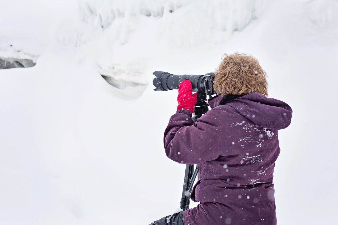 Fotografas, Žiema, Sniegas, Šaltas, Ledas, Profesija, Fotografija, Hobis, Moteris, Nemokamos Nuotraukos