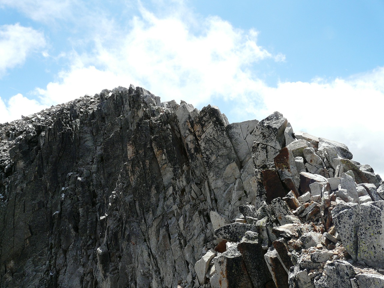 Pico, Aneto, Kalnas, Alpių, Pico De Aneto, Pirėnai, Rokas, Akmens Siena, Alpinizmas, Eksponuotos