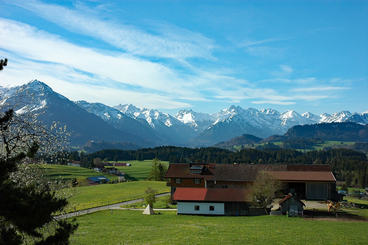 Kiaulių Kalnas,  Allgäu,  2014 M. Balandžio Mėn .,  Kalnas,  Panorama,  Gamta,  Namai,  Kraštovaizdis,  Pieva,  Kalnų Viršūnių Susitikimas