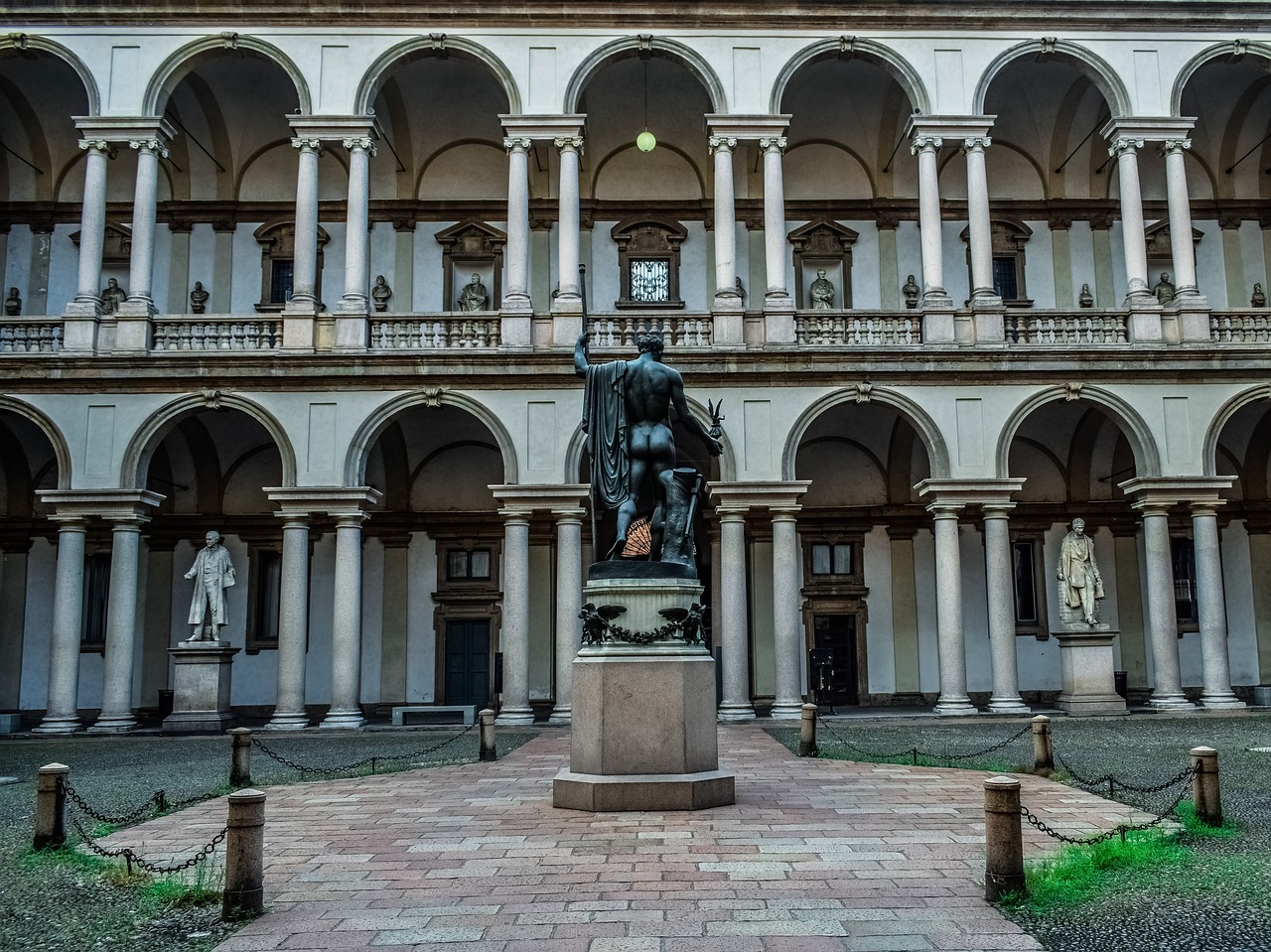 Pinacoteca Di Brera,  Architektūra,  Skulptūra,  Statyba,  Statula,  Metai,  Turizmas,  Kiemas,  Eksterjero,  Menas