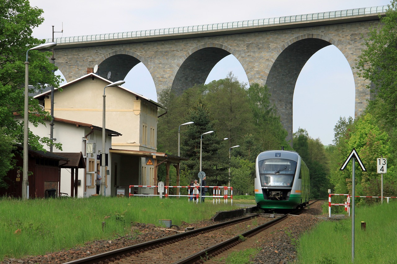 Pirkimas, Greitkelis, Stoties Pirkimas, Gleise, Vogtlandbahn, Senoji Geležinkelio Stotis, Atrodė, Geležinkelis, Geležinkeliai, Transportas