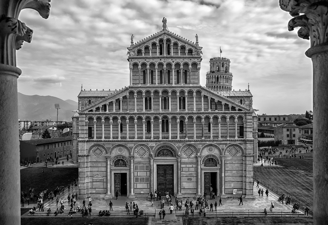 Pisa, Pizos Bokštas, Toskana, Turizmas, Paminklai, Pakabukas, Duomo, Italy, Minios, Nemokamos Nuotraukos