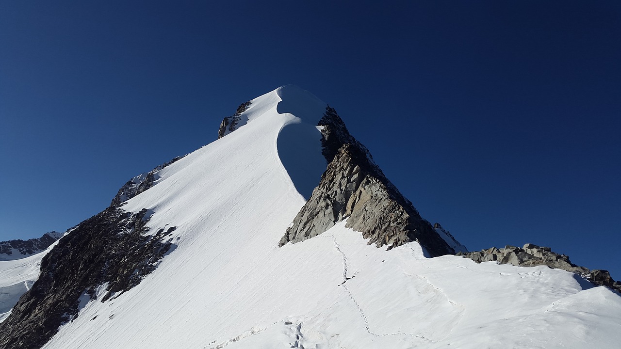 Piz Bernina, Alpių, Biancograt, Aukščiausiojo Lygio Susitikimas, Graubünden, Šveicarija, Kalnai, Aukšti Kalnai, Ledynas, Sniegas