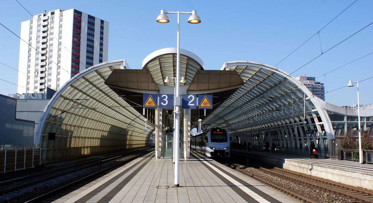 Platforma, Architektūra, Šiuolaikiška, Stogo Stogas, Stogo Konstrukcija, Geležinkelių Transportas, Plieno Konstrukcija, Ludwigshafen, Nemokamos Nuotraukos,  Nemokama Licenzija