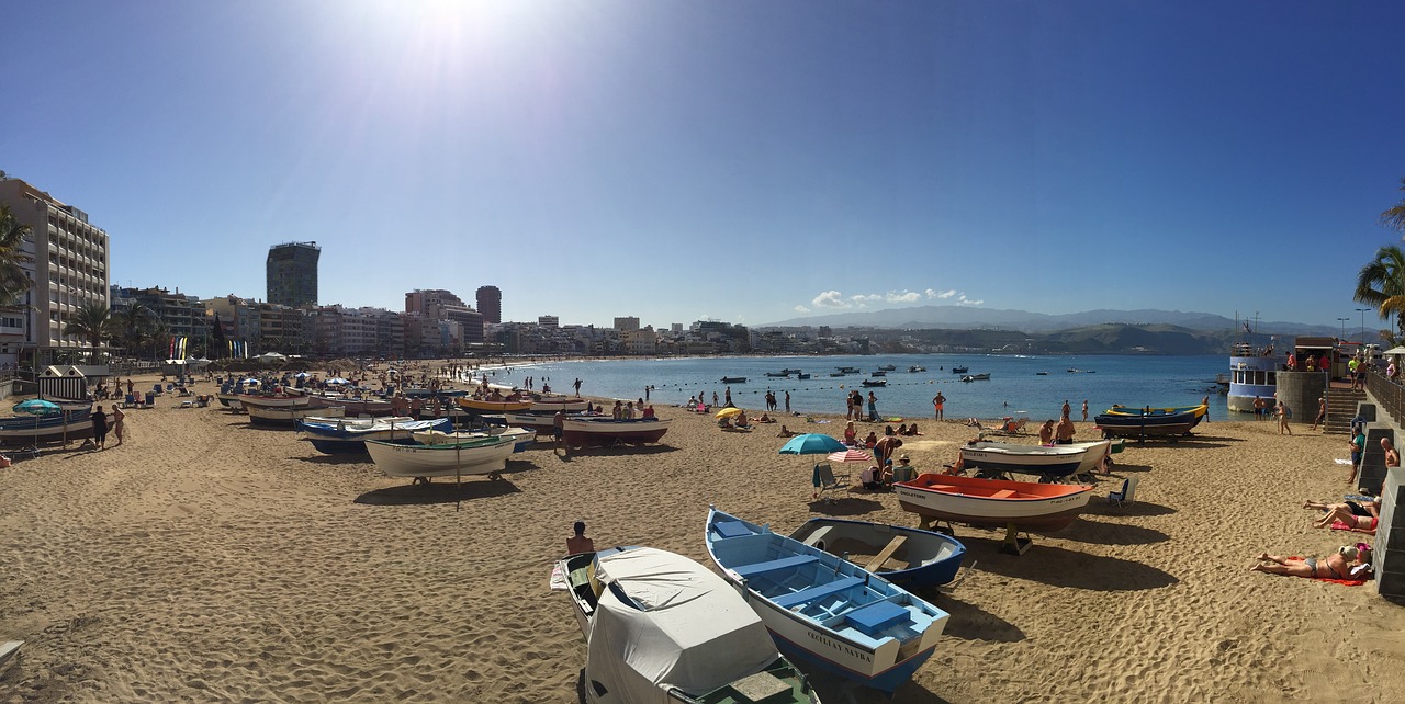 Playa De Las Canteras, Las Palmas De Gran Canaria, Papludimys, Smėlis, Žinomas, Turizmas, Kelionė, Žaisti, Jūra, Miesto Panorama