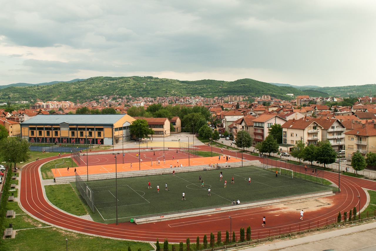 Žaidimų Aikštelė, Futbolas, Futbolas, Stadionas, Žaidimas, Linija, Lauke, Dangus, Žalias, Lengvoji Atletika