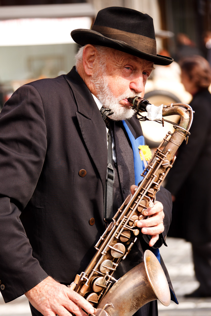 Suaugęs,  Elegantiškas,  Įranga,  Veidas,  Instrumentas,  Džiazas,  Patinas,  Vyras,  Melodija,  Muzika