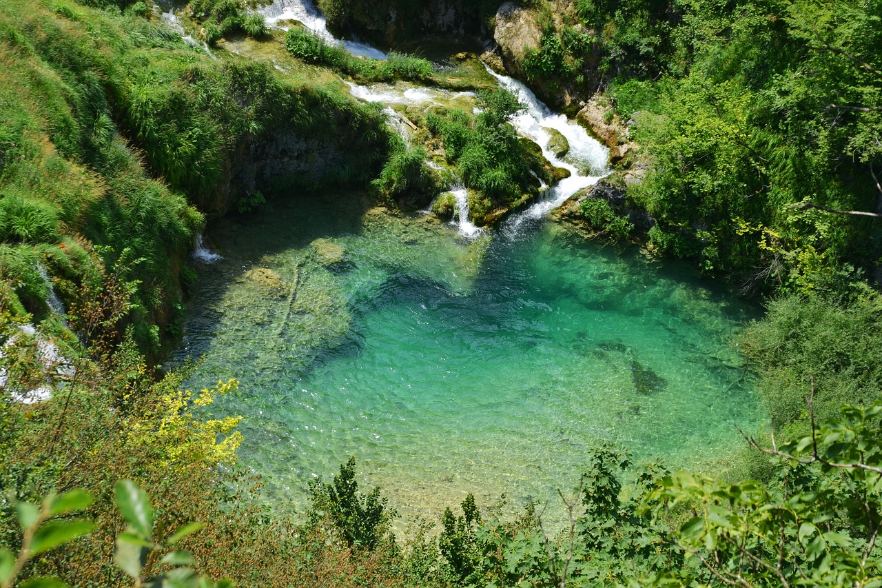 Plitvice, Krioklys, Pasaulinis Paveldas, Kroatija, Plitvice Ežerai, Skaidrus Vanduo, Ežeras, Gamta, Kraštovaizdis, Idiliškas