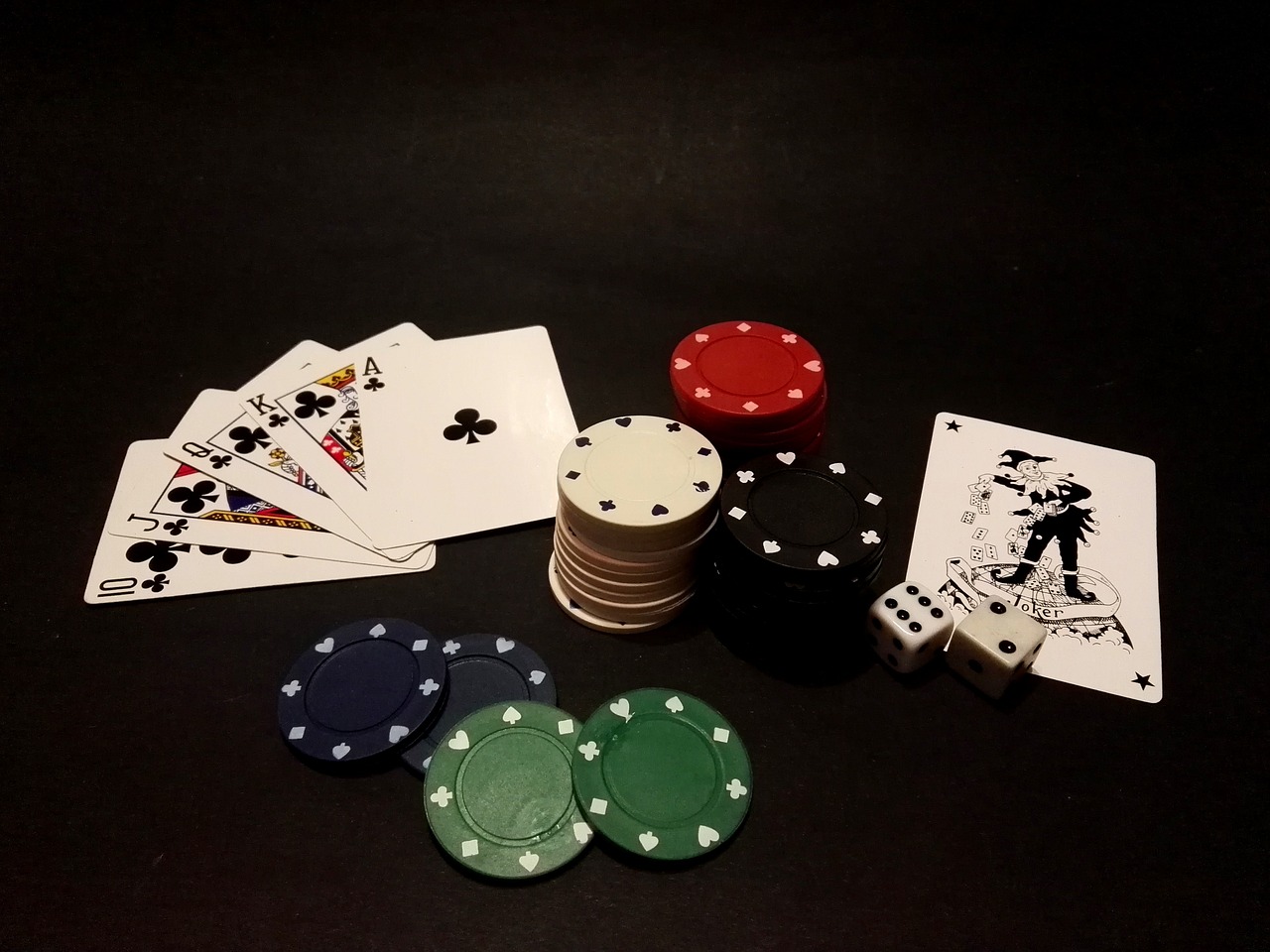 Pokeris, Kortelės, Kortų Žaidimas, Kazino, Azartiniai Lošimai, Ace, Pik, Pelnas, Žaisti, Žaidžiu Kortomis