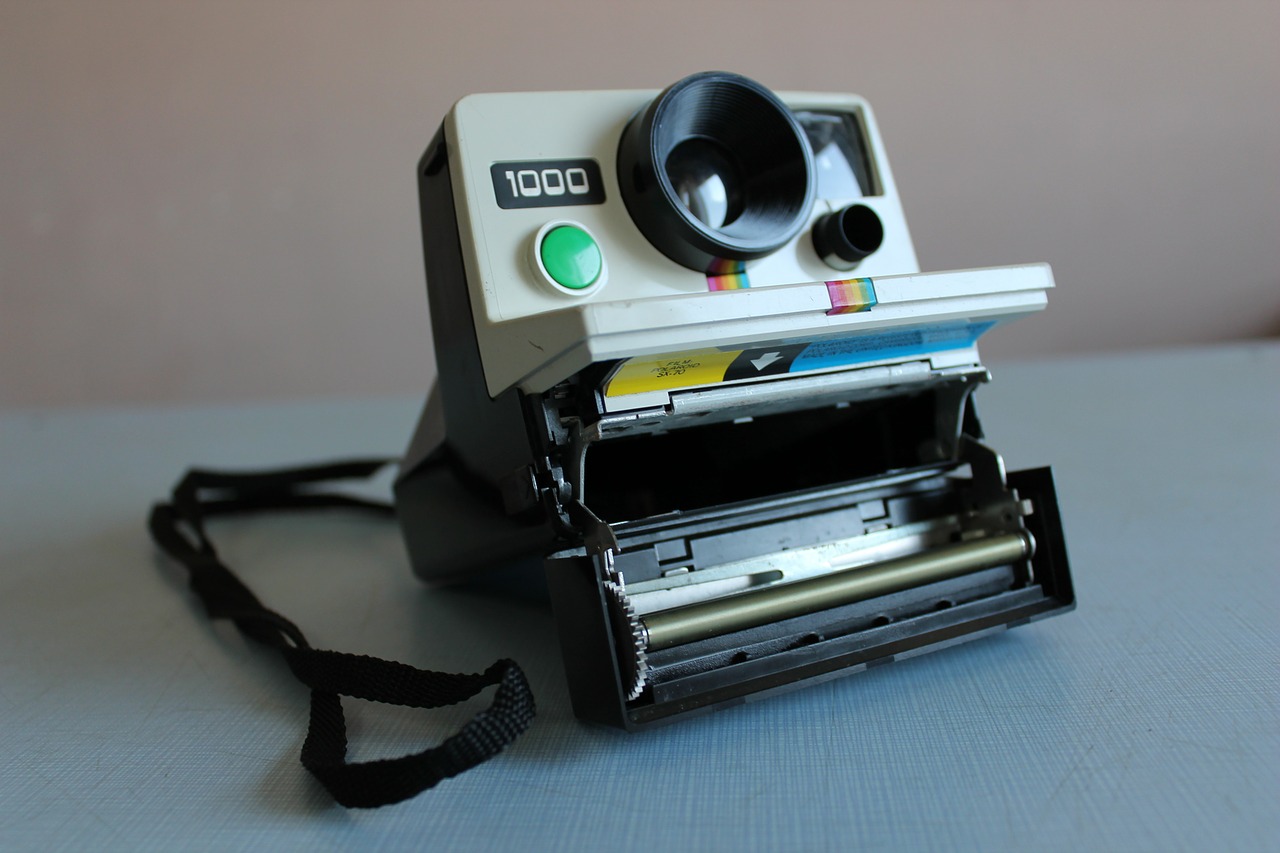 Polaroidas, Fotoaparatas, Nuotrauka, Fotografija, Vintage, Retro, Nuotraukos, Objektas, Filmas, Dizainas