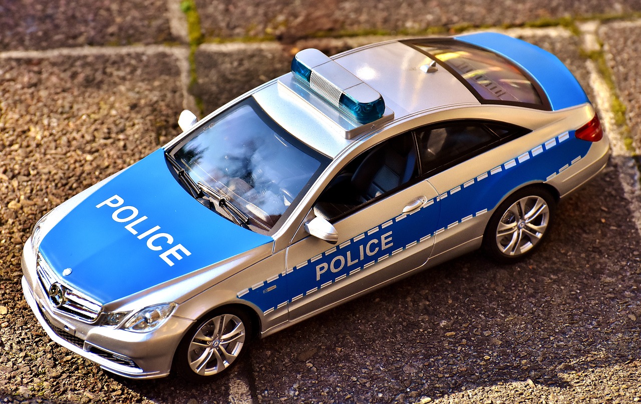 Policija, Lenktyninis Automobilis, Žaislai, Automatinis, Transporto Priemonė, Žaislinė Mašina, Modelis Automobilis, Vaikų Žaislai, Nemokamos Nuotraukos,  Nemokama Licenzija