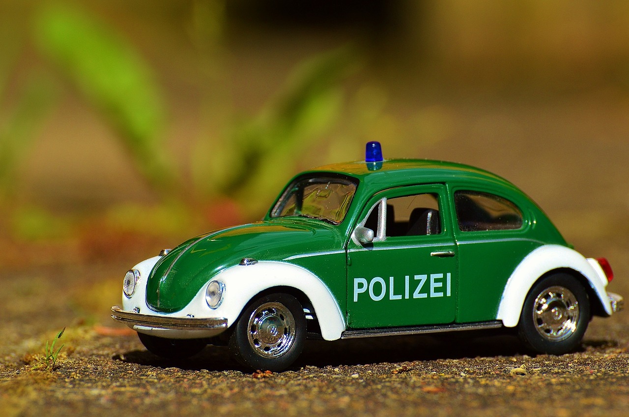 Policijos Automobilis,  Automatinis,  Policija,  Vabalas,  Vw,  Patruliuojantis Automobilis,  Mėlyna Šviesa,  Retro,  Modelis Automobilis, Nemokamos Nuotraukos