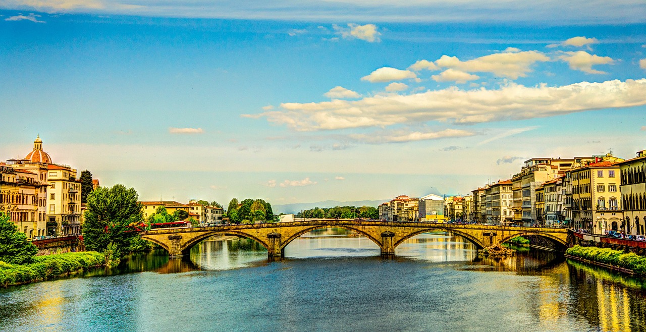 Ponte Vecchio, Florencija, Italy, Tiltas, Miesto, Pastatai, Architektūra, Upė, Miestas, Nemokamos Nuotraukos