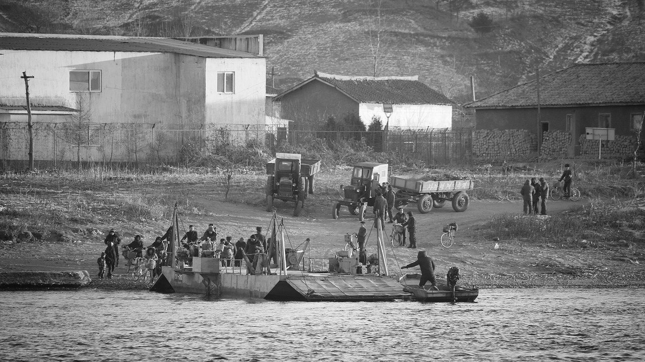 Neturtingi Žmonės, Jalu Upė, Šiaurės Korėja, Nemokamos Nuotraukos,  Nemokama Licenzija