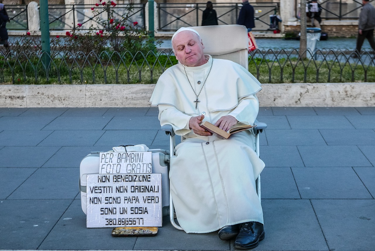 Popiežius Francis, Popiežius, Gatvės Menininkas, Vatikanas, Francis, Miestas, Religija, Europa, Religinis, Bažnyčia