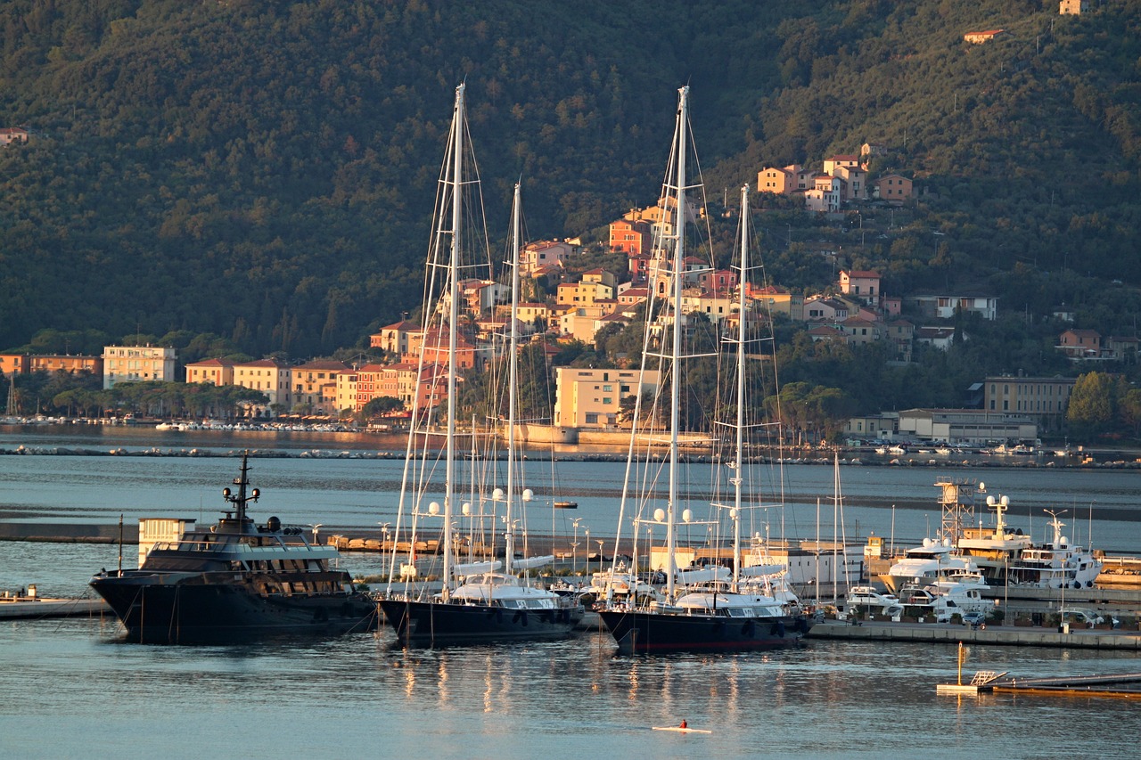 Uostas, La Spezia, Italy, Valtys, Burinė Valtis, Vanduo, Jūra, Cinque Terre, Viduržemio Jūros, Uosto Miestas