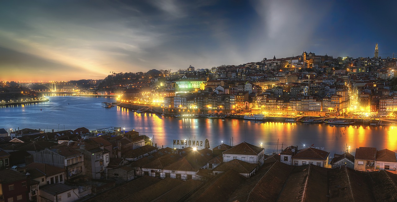 Porto, Miestas, Portugal, Istorinis Miestas, Rio, Upė Douro, Pastatai, Bokšto Dvasininkai, Turistinis, Sukilėlių Valtys