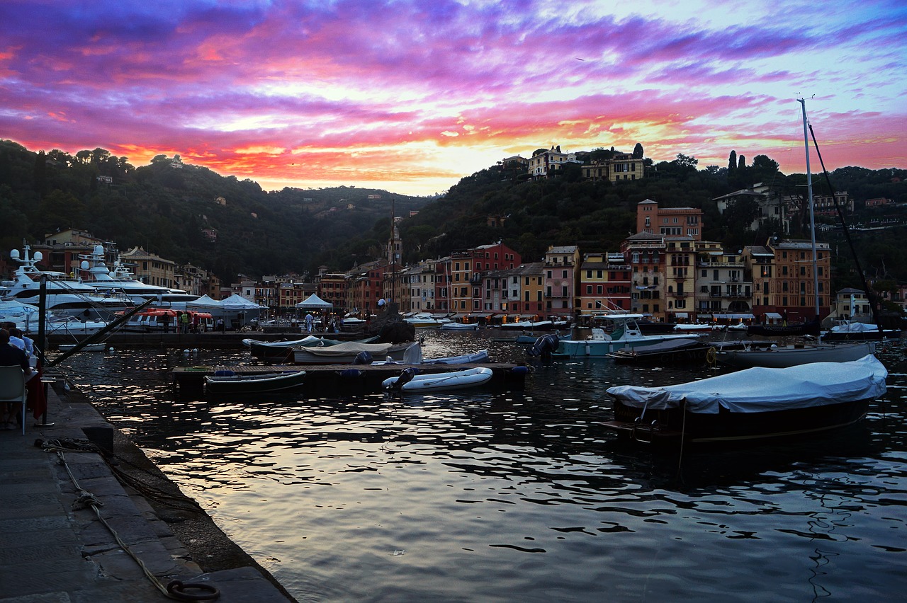 Portofino, Italy, Uostas, Vakaras, Boot, Vakarinis Dangus, Vanduo, Laisvalaikis, Pastatas, Papludimys