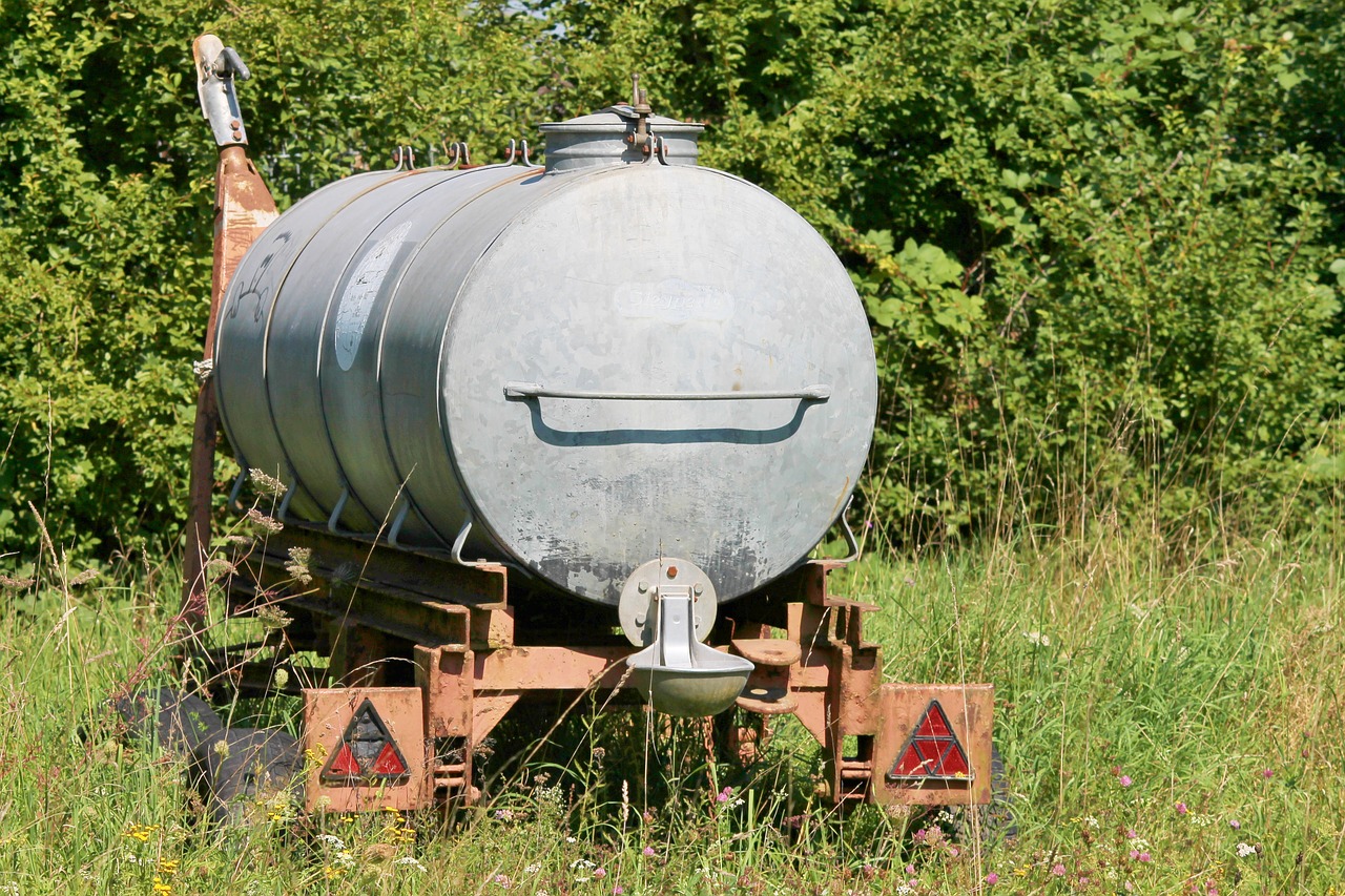 Poison Cart, Vandens Butelis, Geriamojo Vandens Automobilis, Žemdirbystė, Galvijų Veisimas, Ganykla, Mobilus Galvijų Lovelis, Naminių Gyvūnėlių Reikmenys, Ūkis, Cilindras