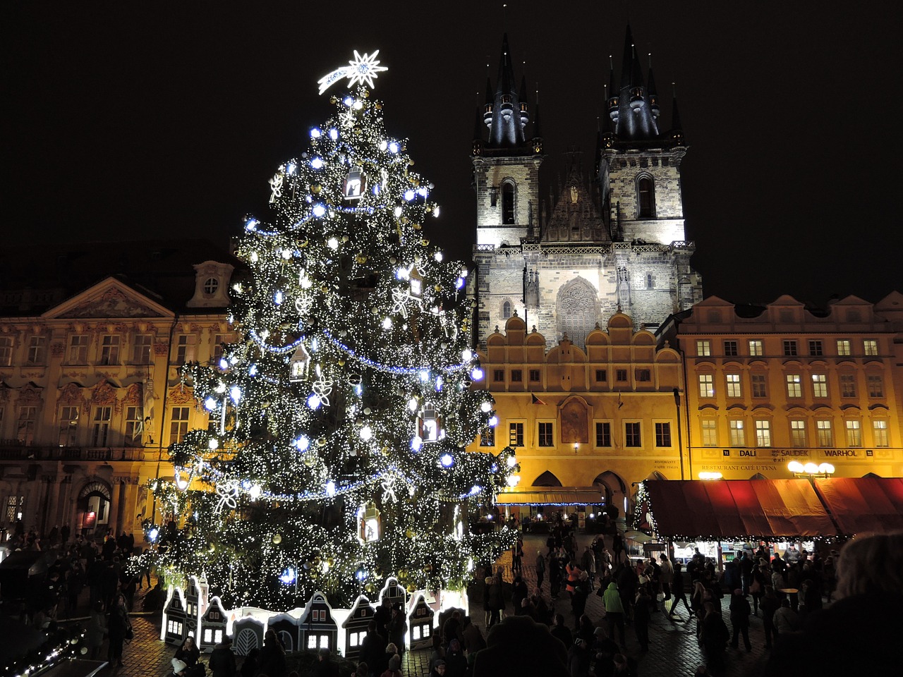 Prague, Kalėdos, Medis, Kalėdų Eglutė, Ornamentas, Apdaila, Senamiesčio Aikštė, Tradicija, Namai, Bažnyčia