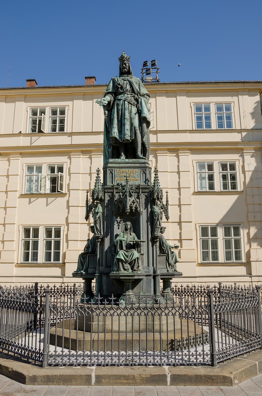 Prague, Senamiestis, Miesto Rotušė, Čekijos Respublika, Fasadas, Architektūra, Istorinis, Lankytinos Vietos, Hauswand, Pastatas