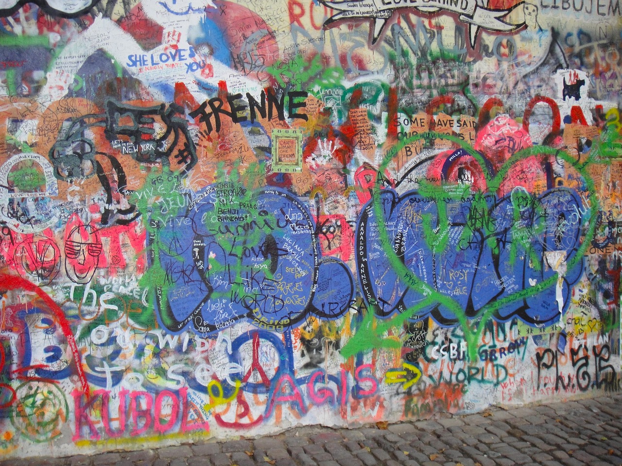 Prague, Grafiti, Džonas Lenonas, Jonas Lenonas Siena, Siena, Fjeras, Gatvės Menas, Spalvinga, Sienų Menas, Nemokamos Nuotraukos