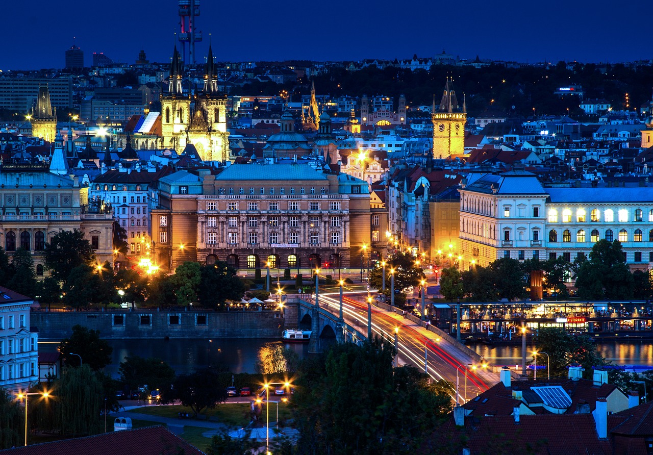 Prague, Panorama, Naktinė Nuotrauka, Žibintai, Architektūra, Miestas, Čekijos Respublika, Vaizdas, Europa, Moldova