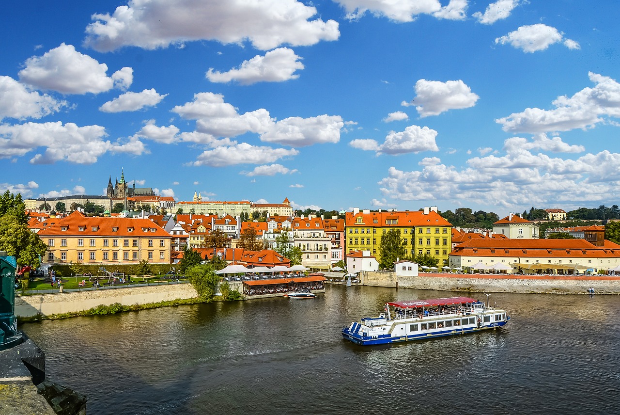 Prague, Kruizas, Kelionė, Vltava, Upė, Čekų, Dangus, Valtis, Laivas, Turistinis
