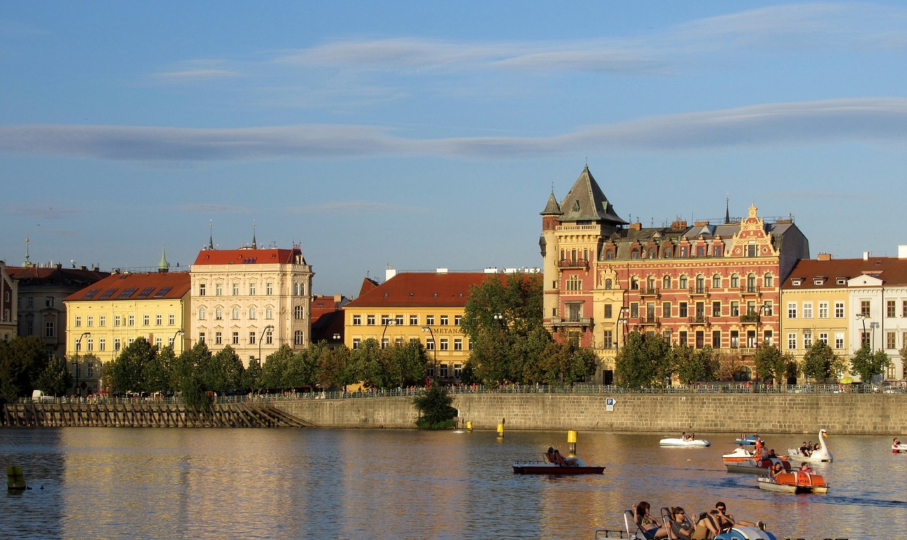 Prague, Vltava, Pastatai, Valtis, Nemokamos Nuotraukos,  Nemokama Licenzija