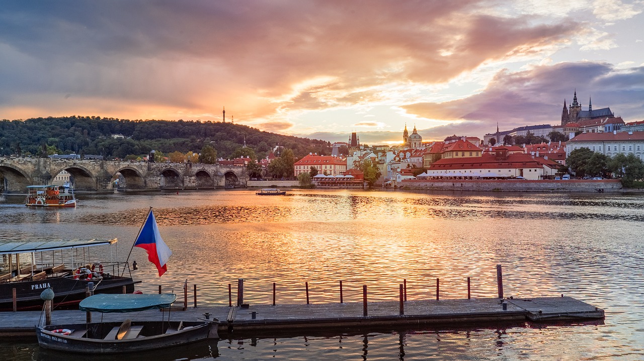 Prague, Saulėlydis, Upė, Žinomas, Nemokamos Nuotraukos,  Nemokama Licenzija