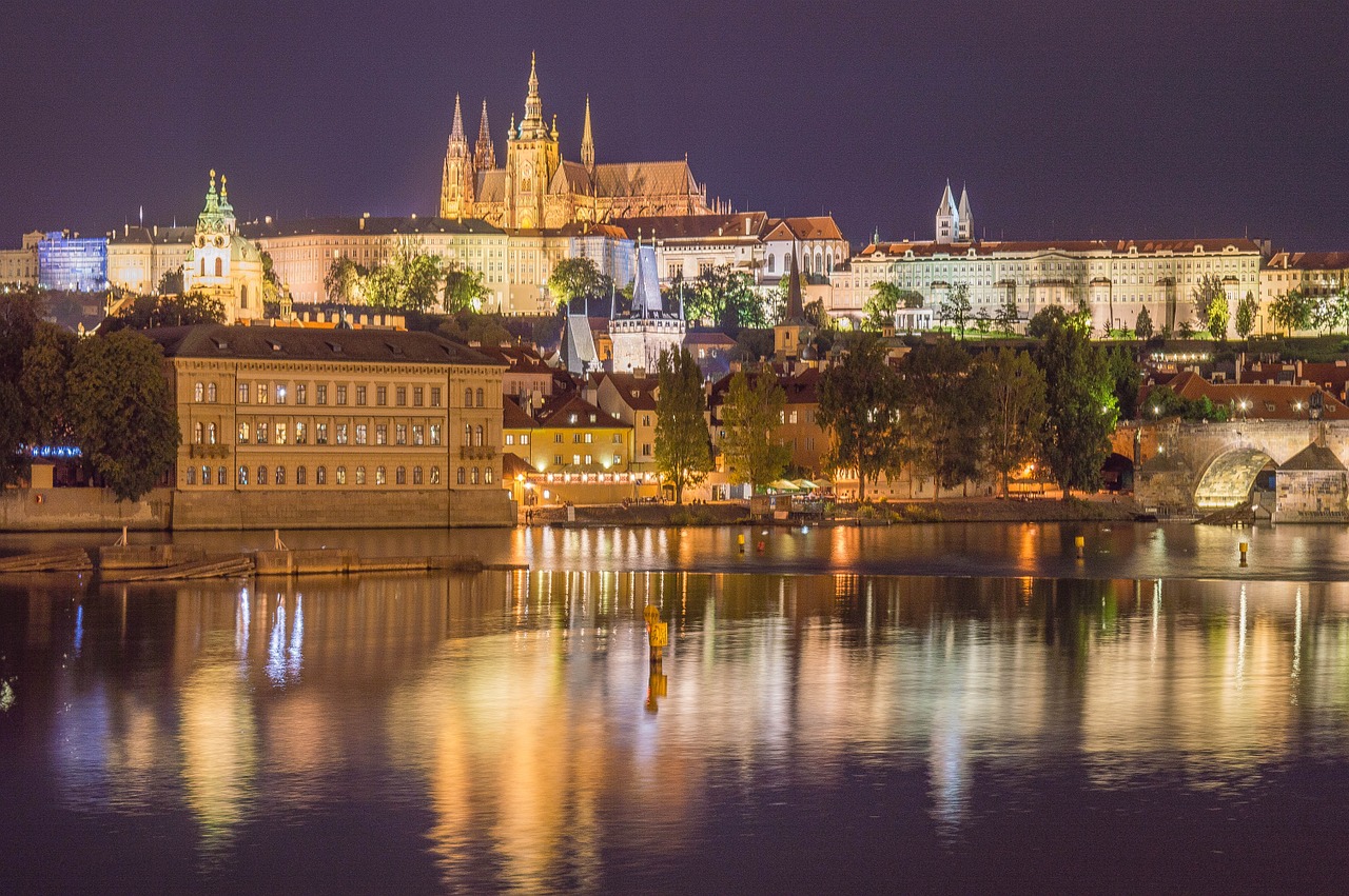 Prague, Naktis, Miestas, Pilis, Namas, Žibintai, Charlio Tiltas, Istorija, Nemokamos Nuotraukos,  Nemokama Licenzija